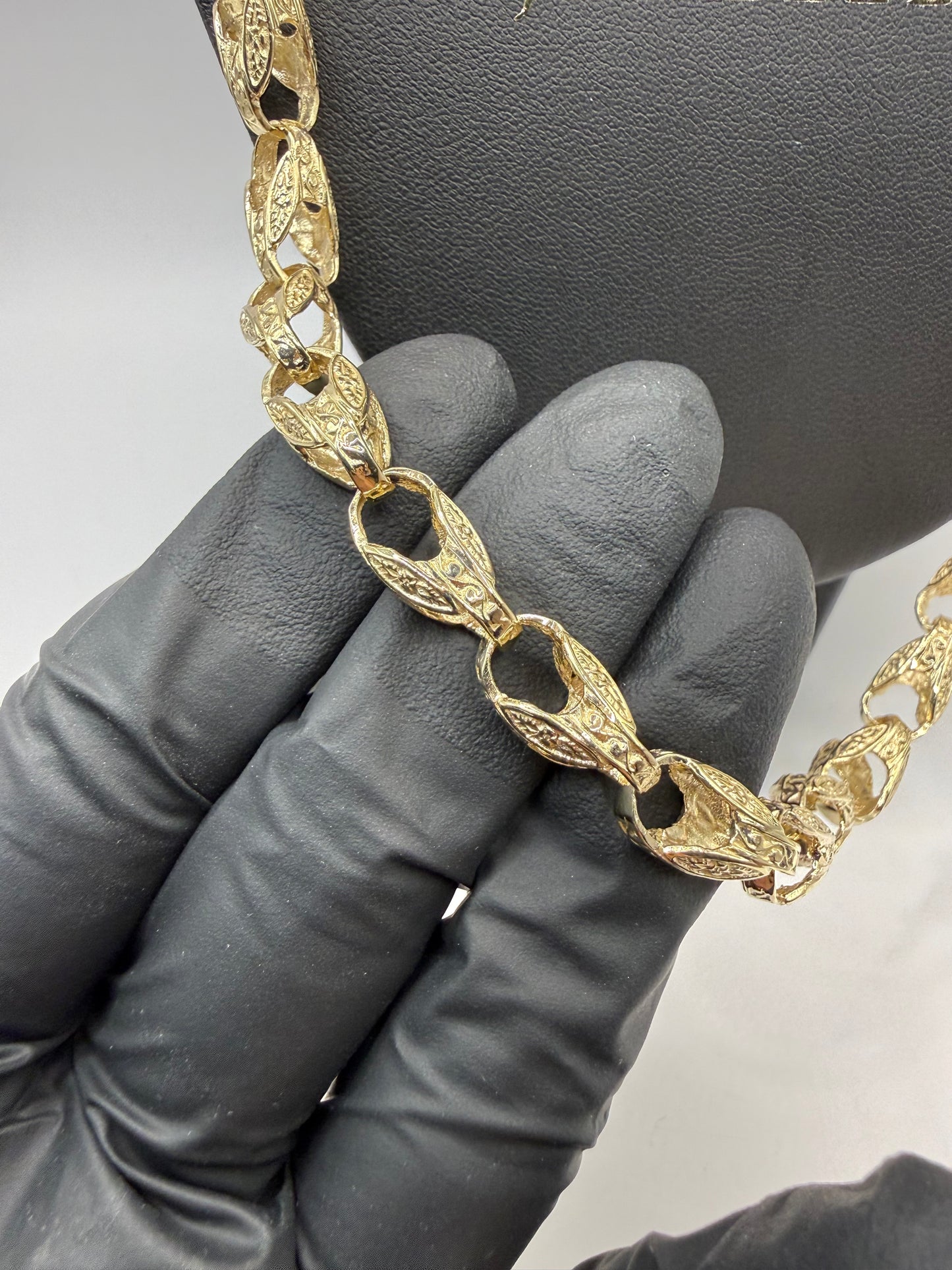 9ct Gold Tulip Chain 26" 8mm 62.8g