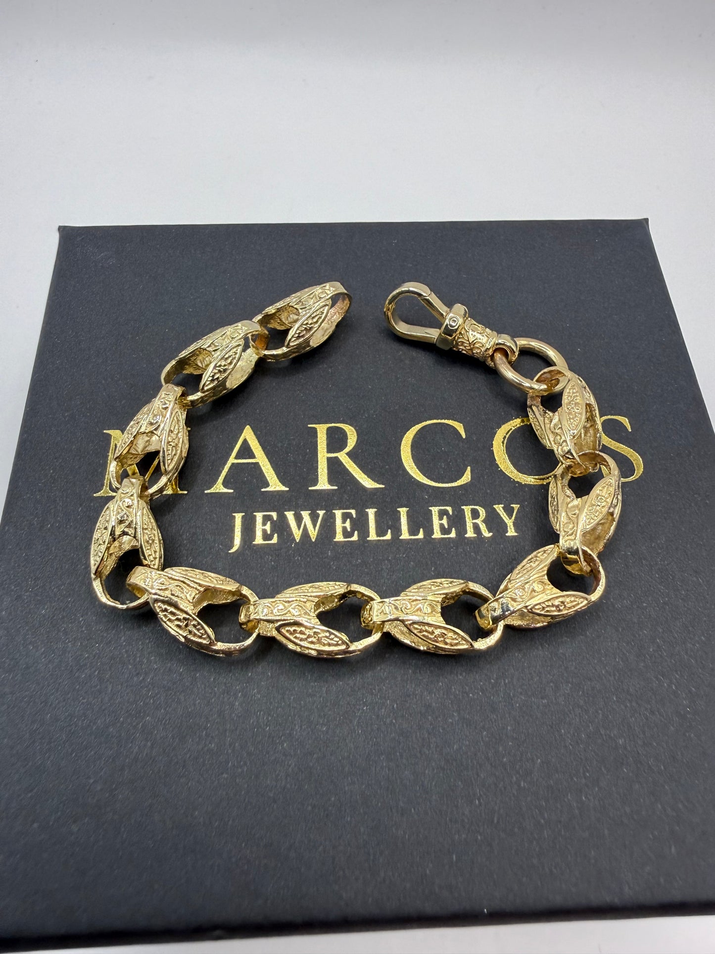 9ct Gold Tulip Bracelet 7" 8mm 17.3g