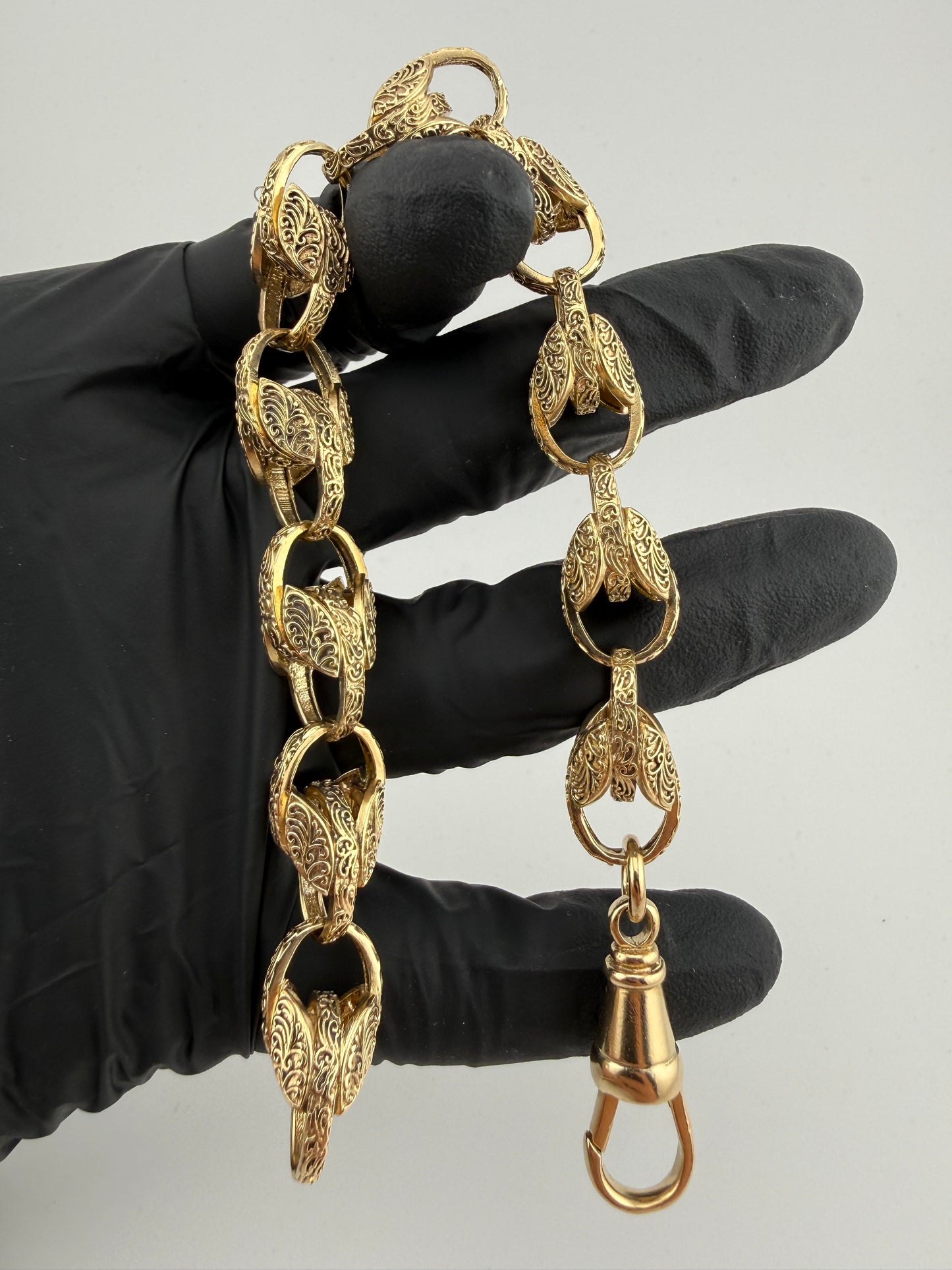 9ct Gold Tulip Bracelet 9.5" 12mm 40.2g