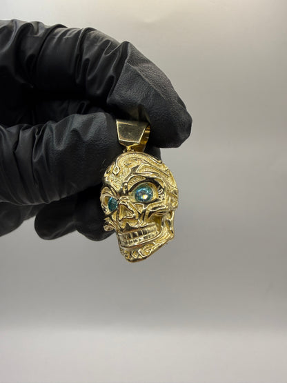 9ct Gold Skull Pendant 1.5" 19mm 6mm bale 7.4g