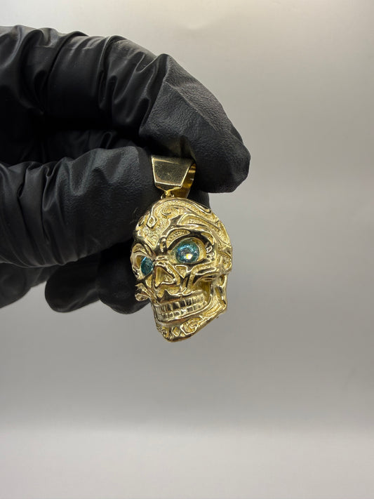 9ct Gold Skull Pendant 1.5" 19mm 6mm bale 7.4g