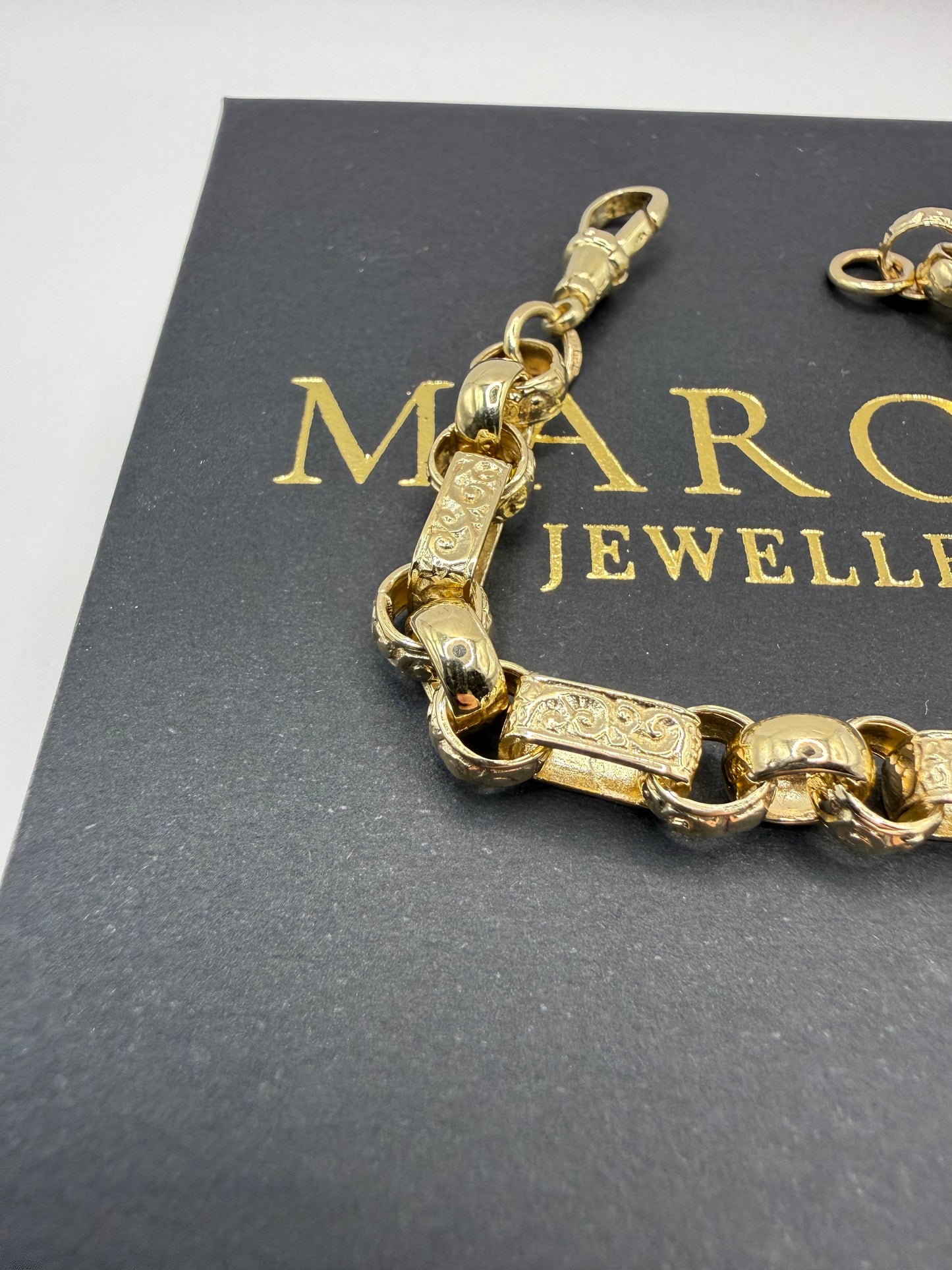 9ct Gold Gypsy Bracelet 7" 8mm 17.05g