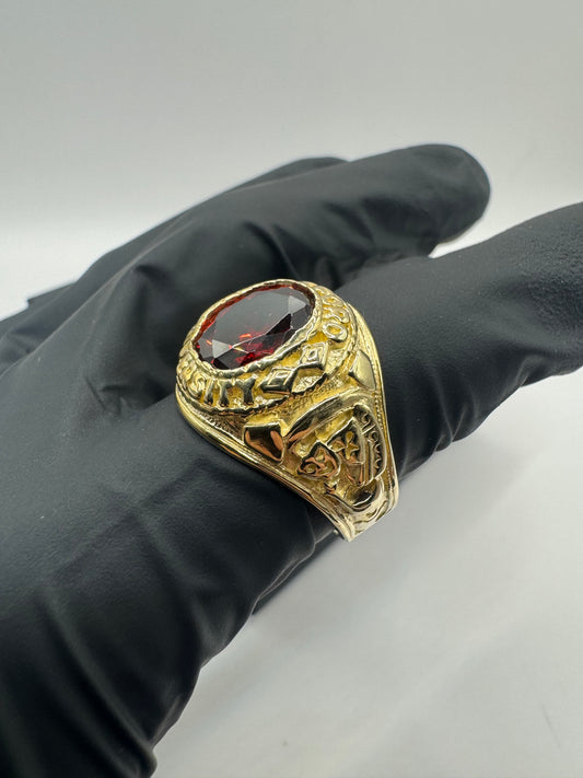 9ct Gold College Ring in Red Size X 11.85g