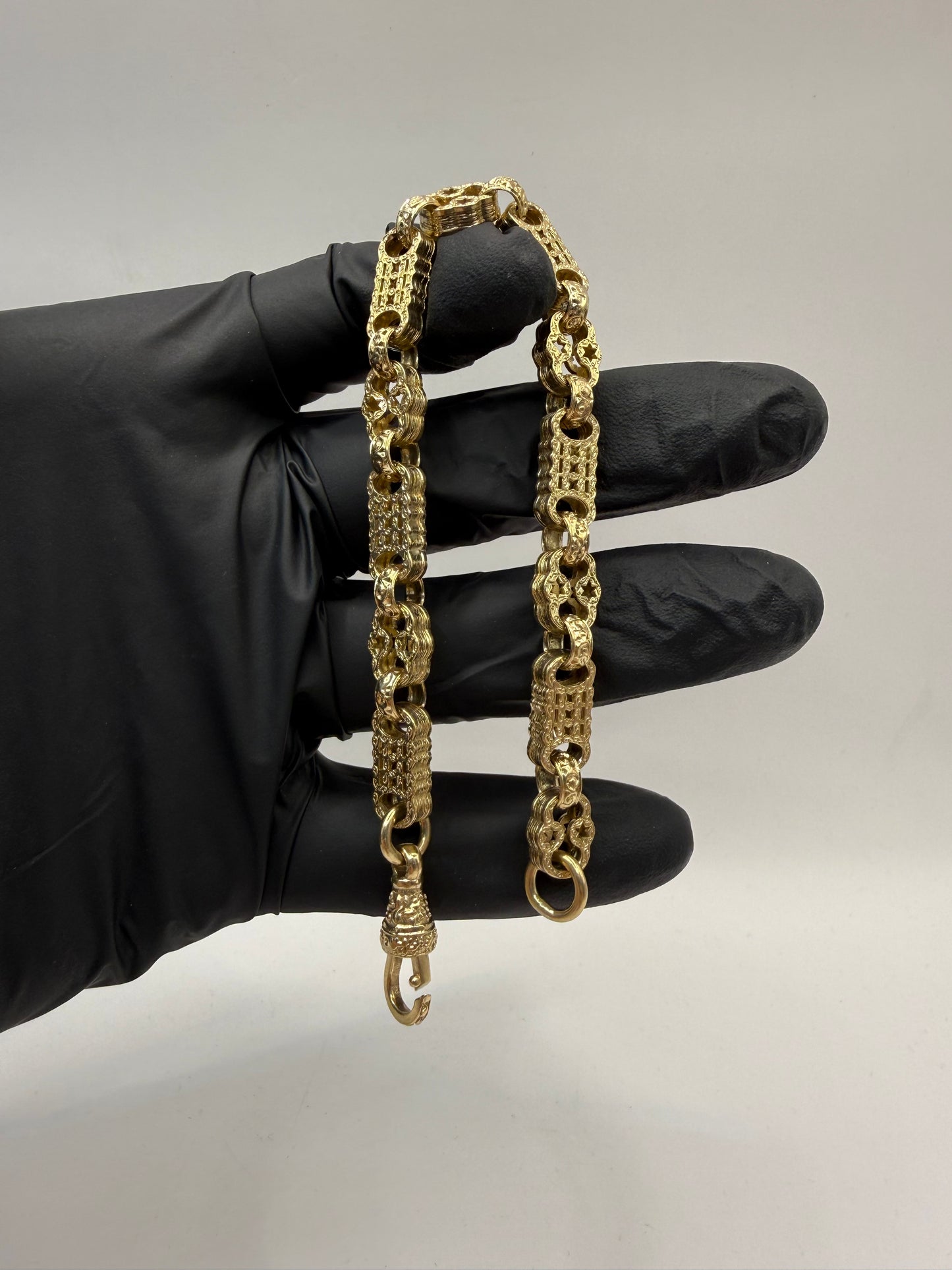 9ct Gold Stars & Bars Bracelet 9.25" 9mm 28.23g