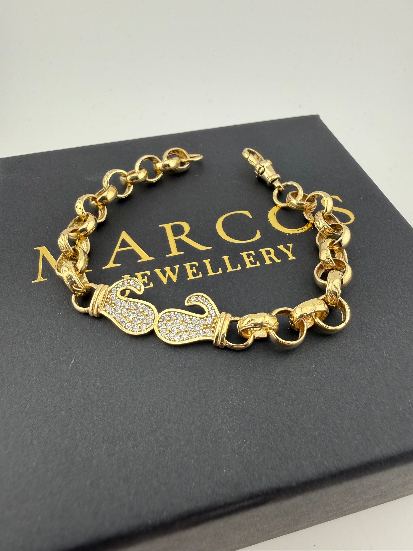 9ct Gold Boxing Glove Belcher Bracelet 7.1" 7.5mm 11.1g