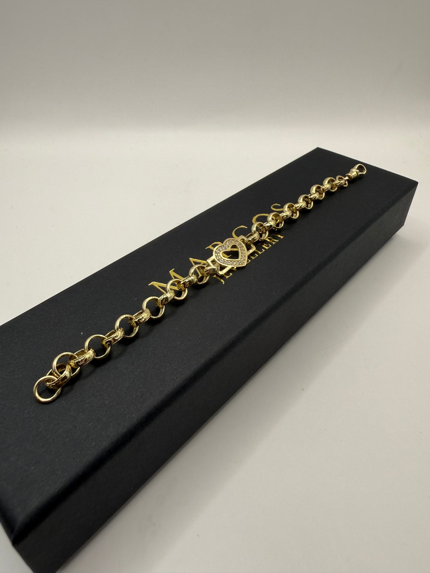 9ct gold CZ heart belcher bracelet 7.5” 7/11mm 12.26g