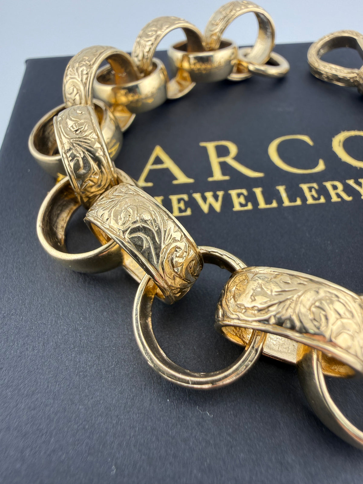 9ct Gold Belcher Bracelet 10.2" (fits 9" due to thickness) 16.5mm 63.6g