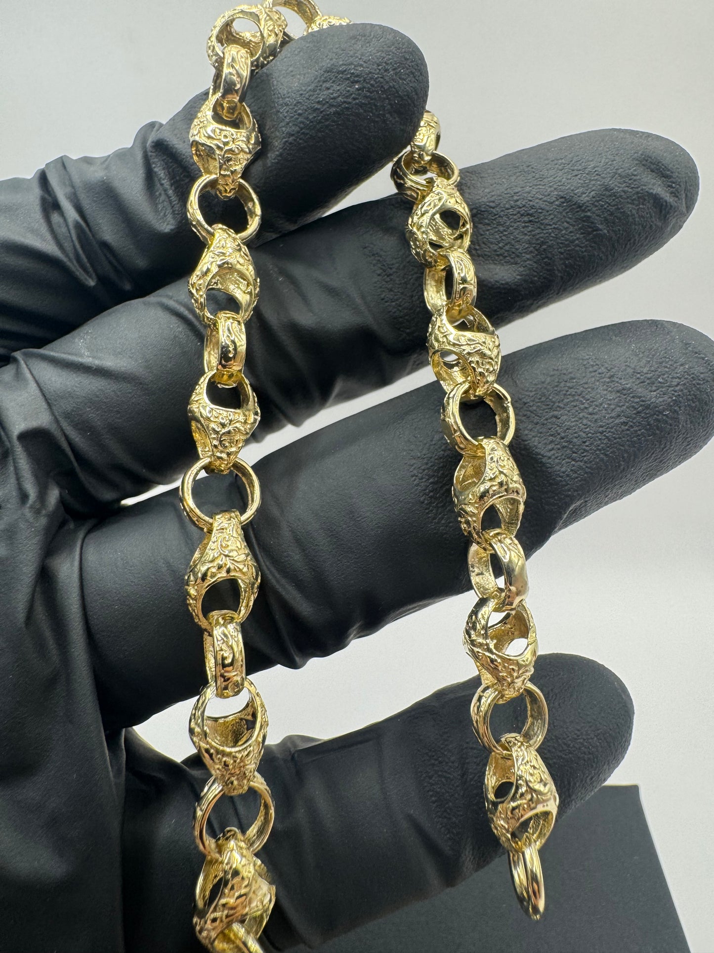 9ct Gold Acorn Belcher Bracelet 8.5" 7.5mm 14.73g