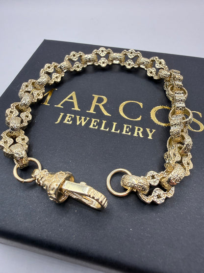 9ct Gold Stars & Belcher Bracelet 8.75" 9mm 26.96g