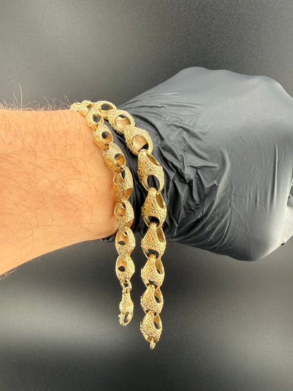 9ct Gold Acorn Bracelet 7" 8mm 12.49g