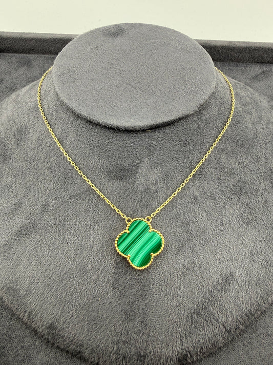9ct Gold Clover Style Necklace 19.5" Green
