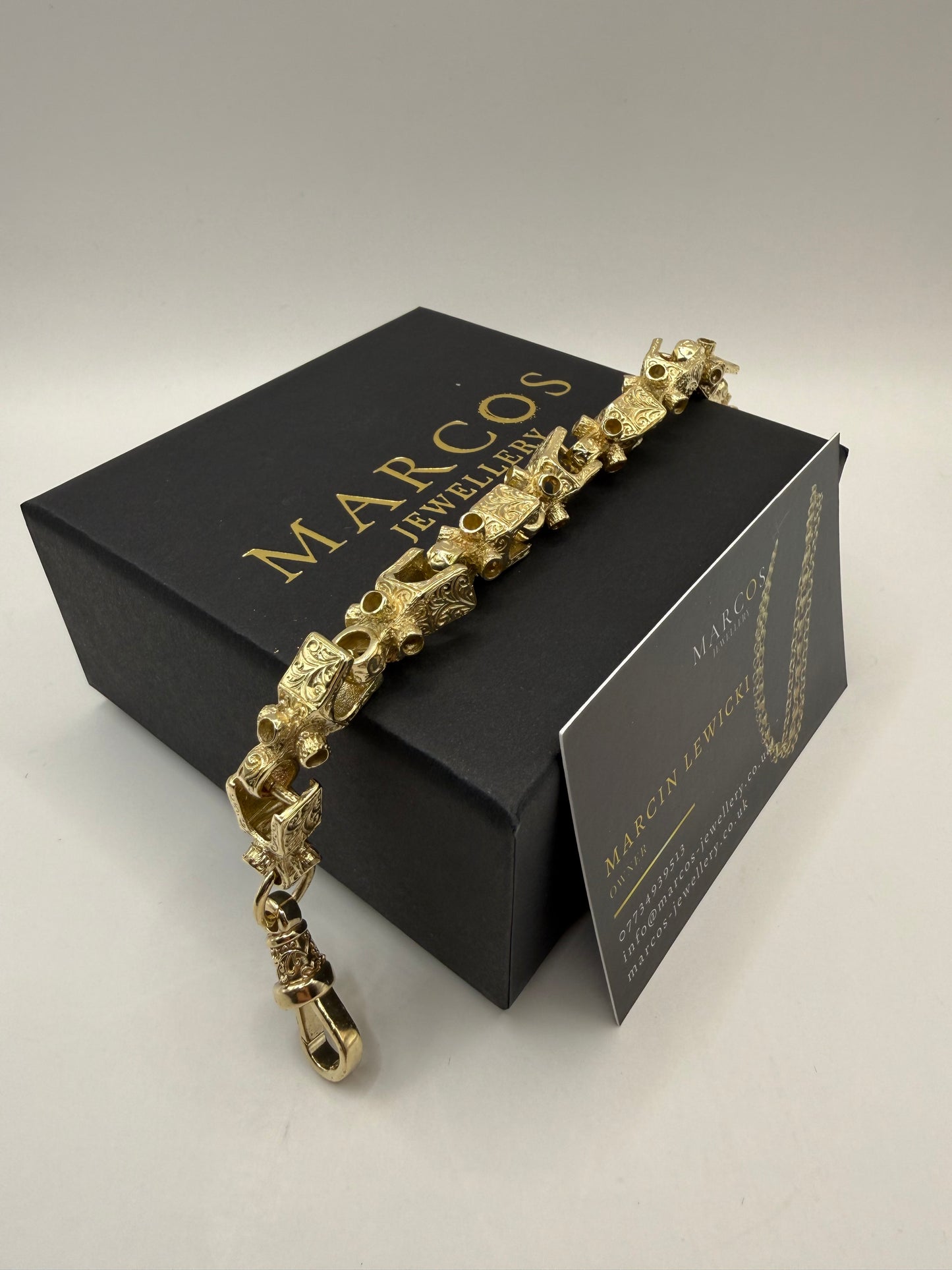 9ct Gold Lego Bracelet 8.8" 12mm 44.14g