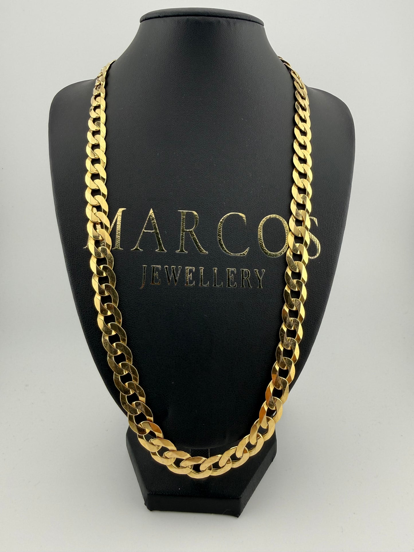 9ct Gold Curb Chain 24" 10mm 62.22g