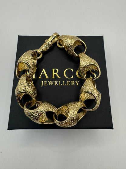 9ct Gold XL Acorn Bracelet 9.75" 19mm 94.48g