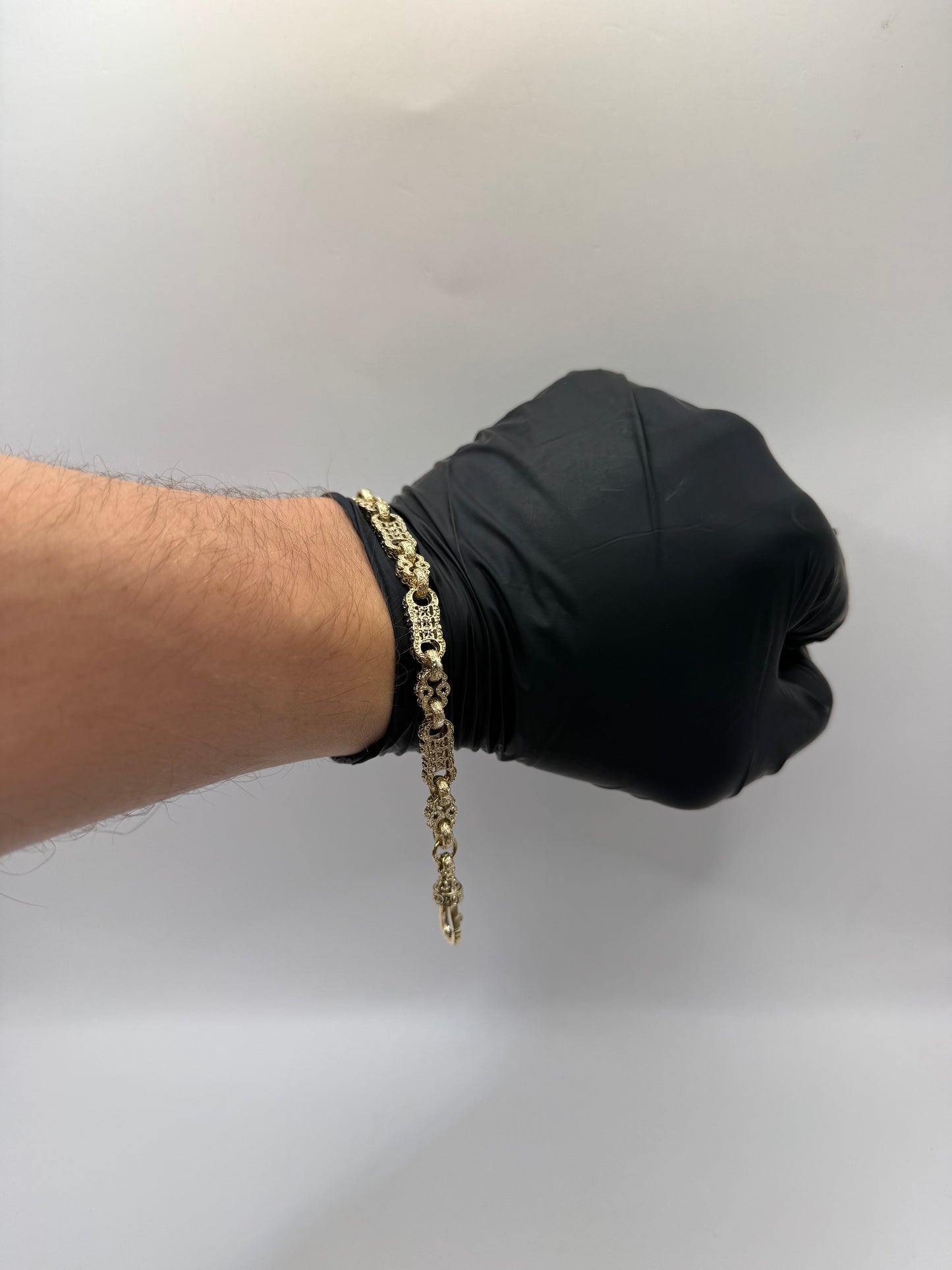 9ct Gold Stars & Bars Bracelet 8.5" 7.5mm 21.55g