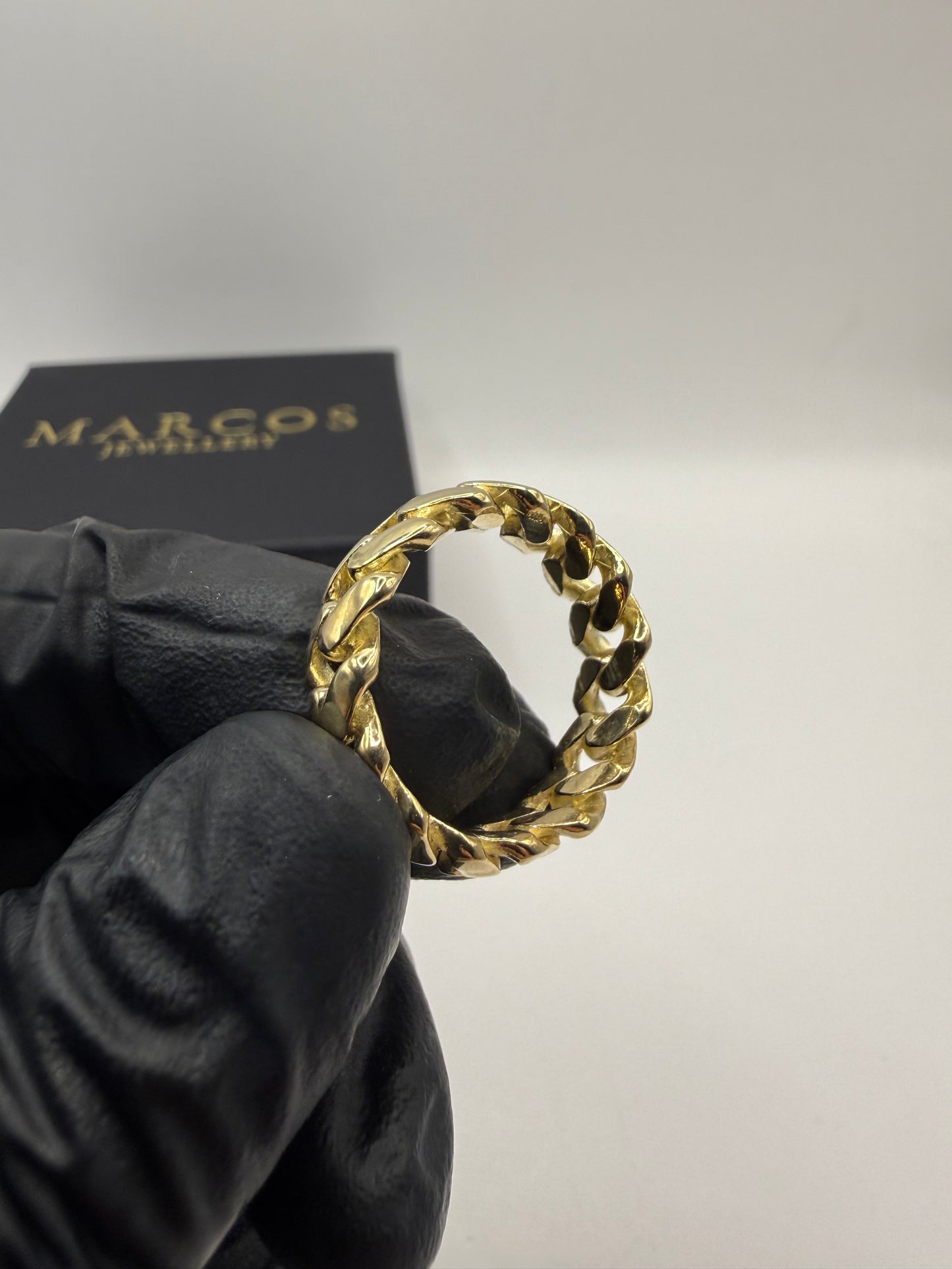 9ct Gold Cuban Ring Size V-W 9.8g