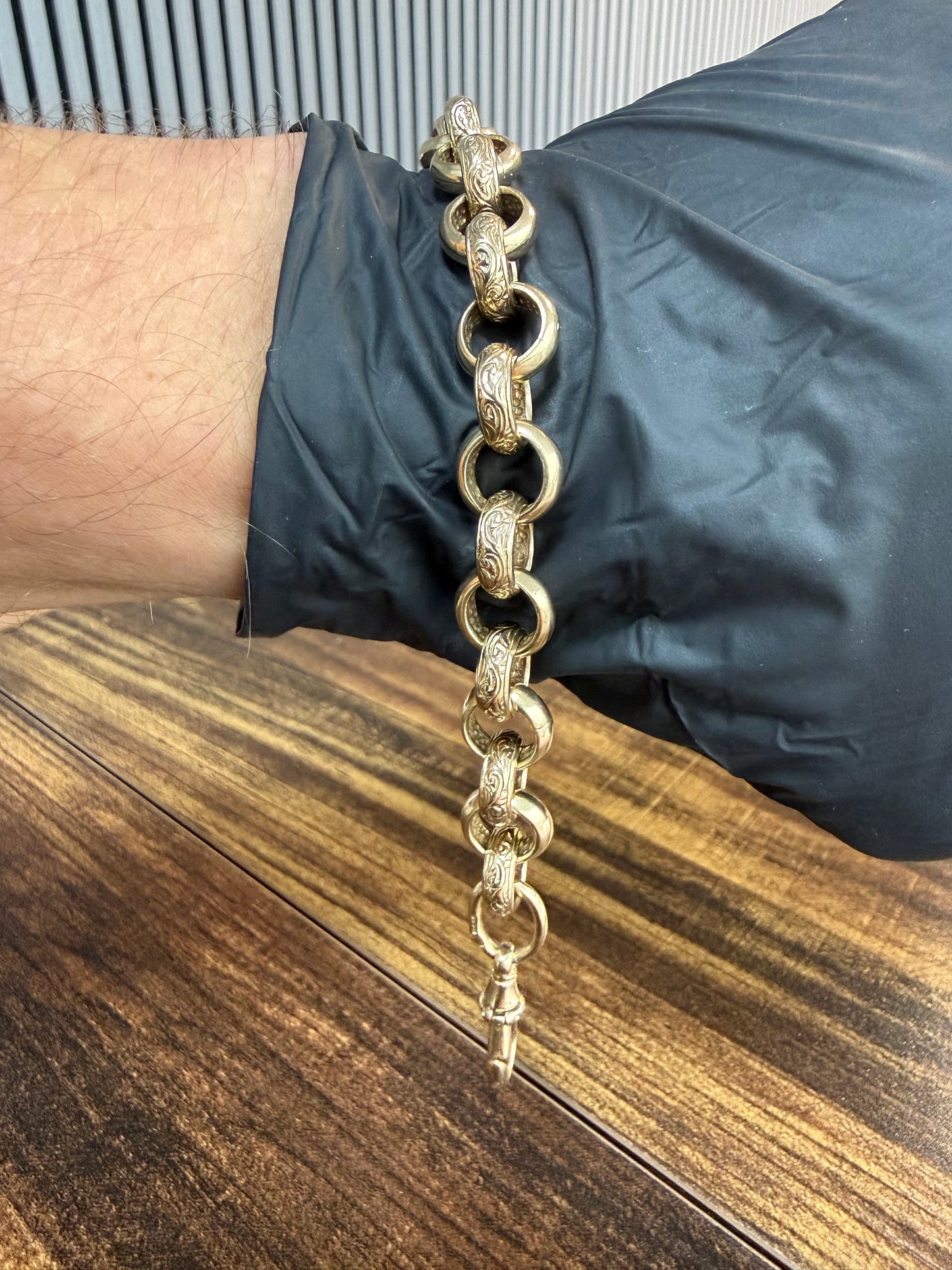 9ct Gold Belcher Bracelet 9.4" 11.5mm 44.1g