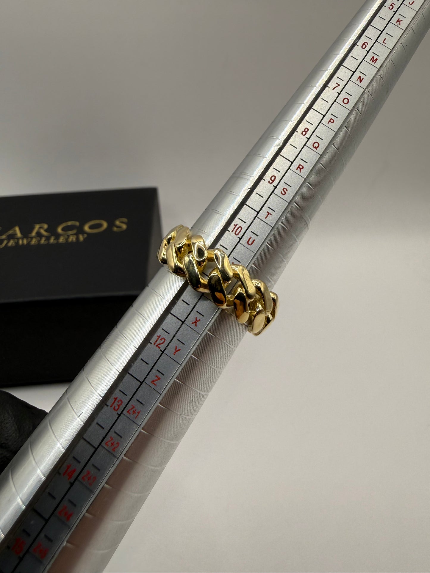 9ct Gold Cuban Ring Size V-W 9.8g