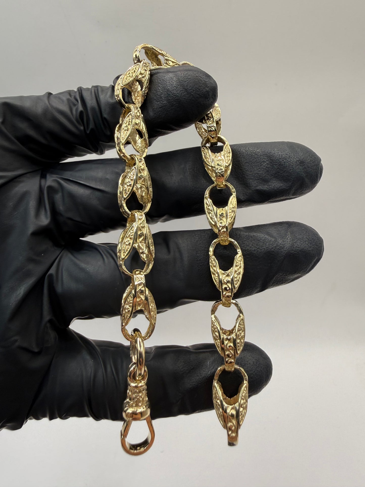 9ct Gold Tulip Bracelet 8.6" 8mm 21.6g