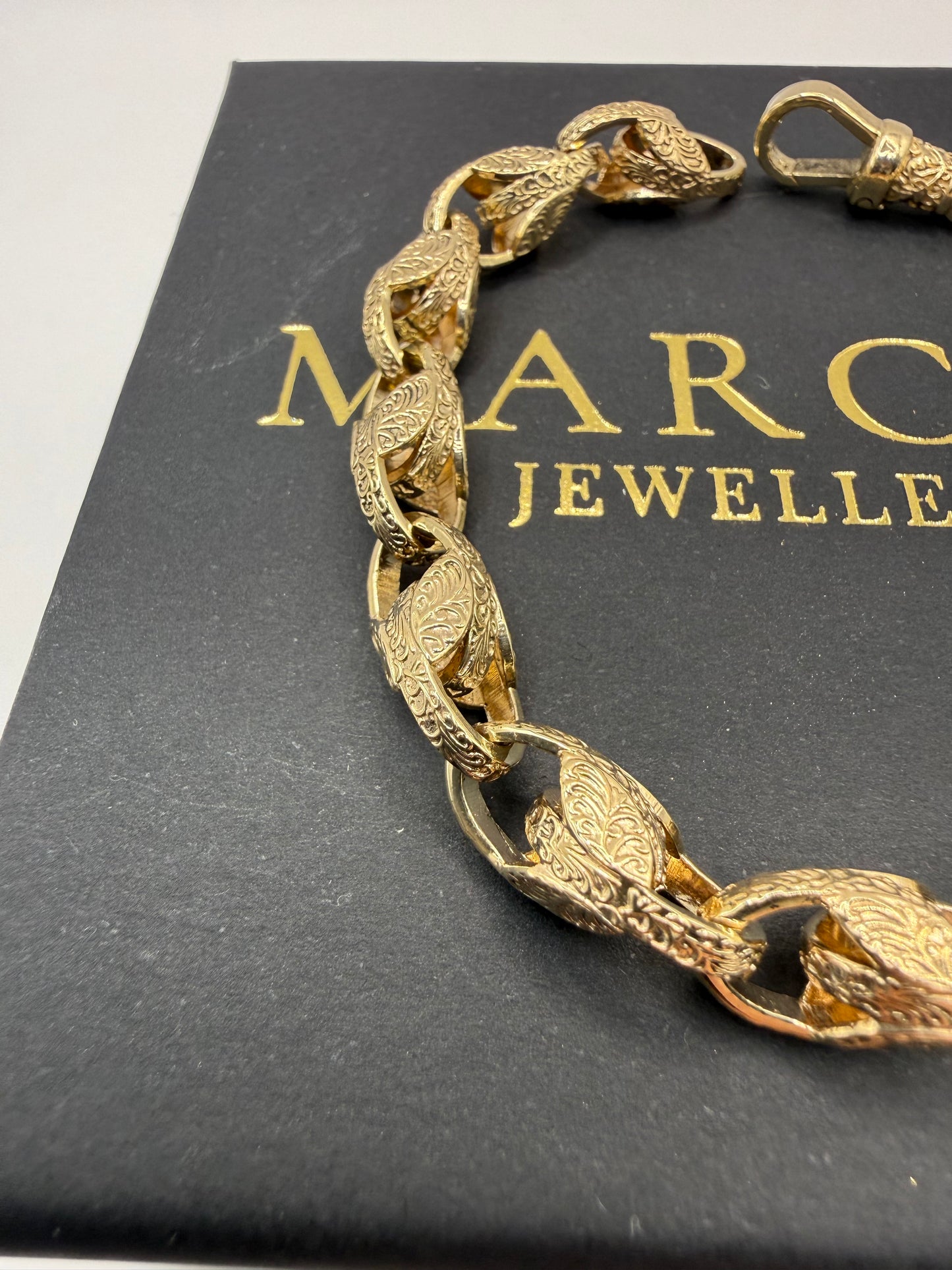 9ct Gold Tulip Bracelet 8" 8mm 26.72g