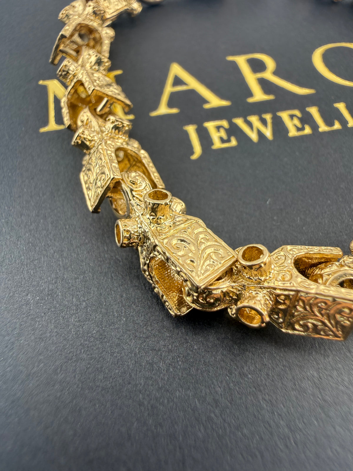 9ct Gold Lego Bracelet 7.9" 8mm 23.5g