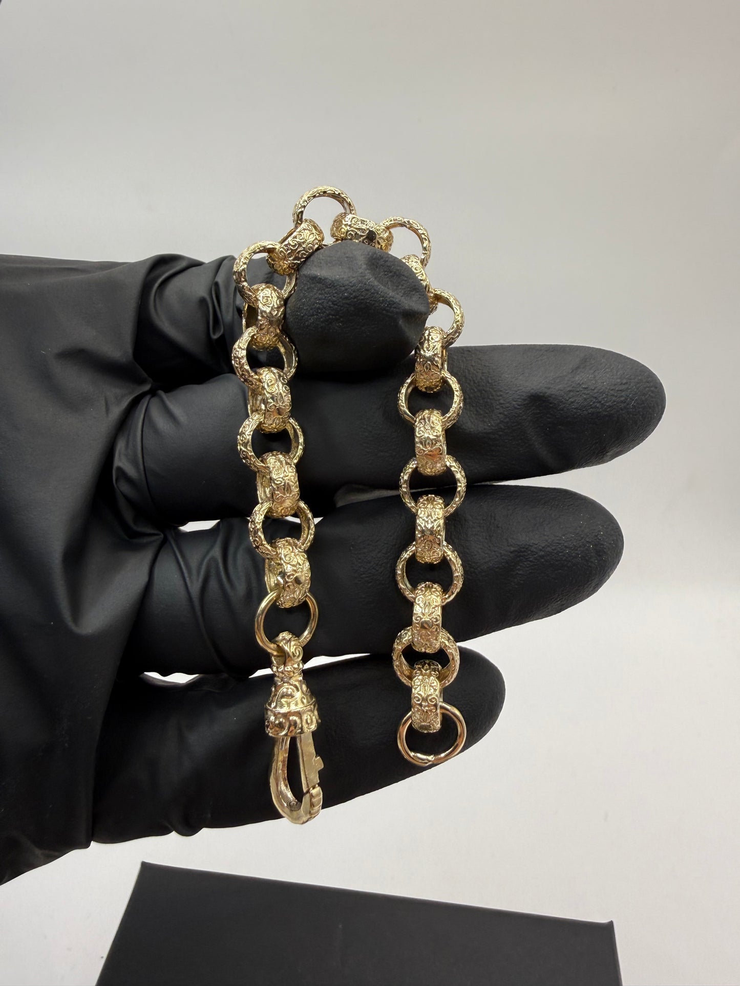 9ct Gold Belcher Bracelet 6.5" 8.5mm 16.4g