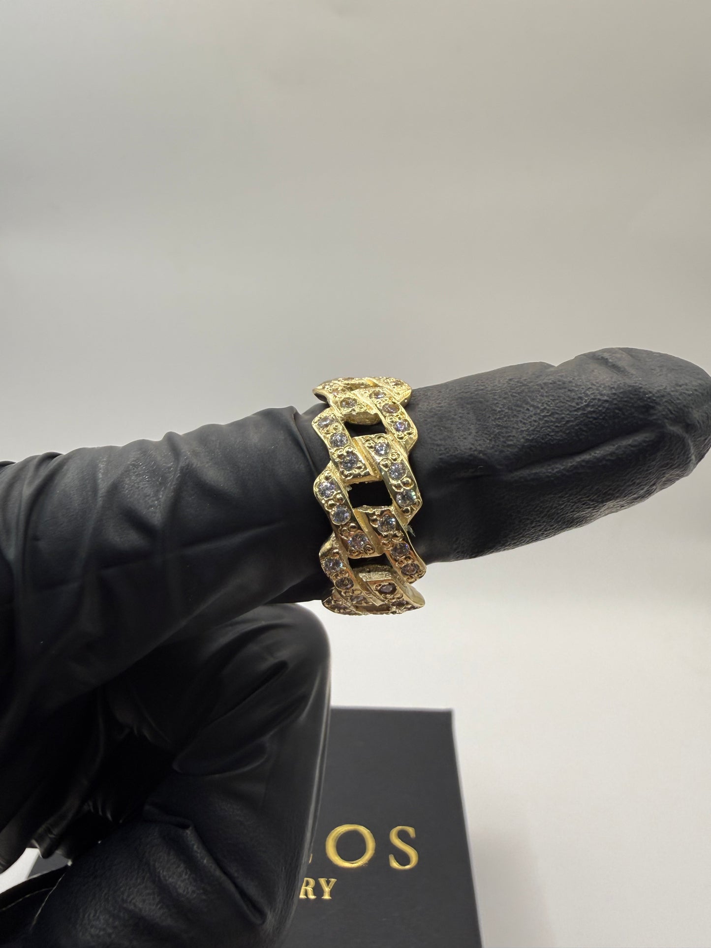 9ct Gold Stone Set Cuban Ring 9g