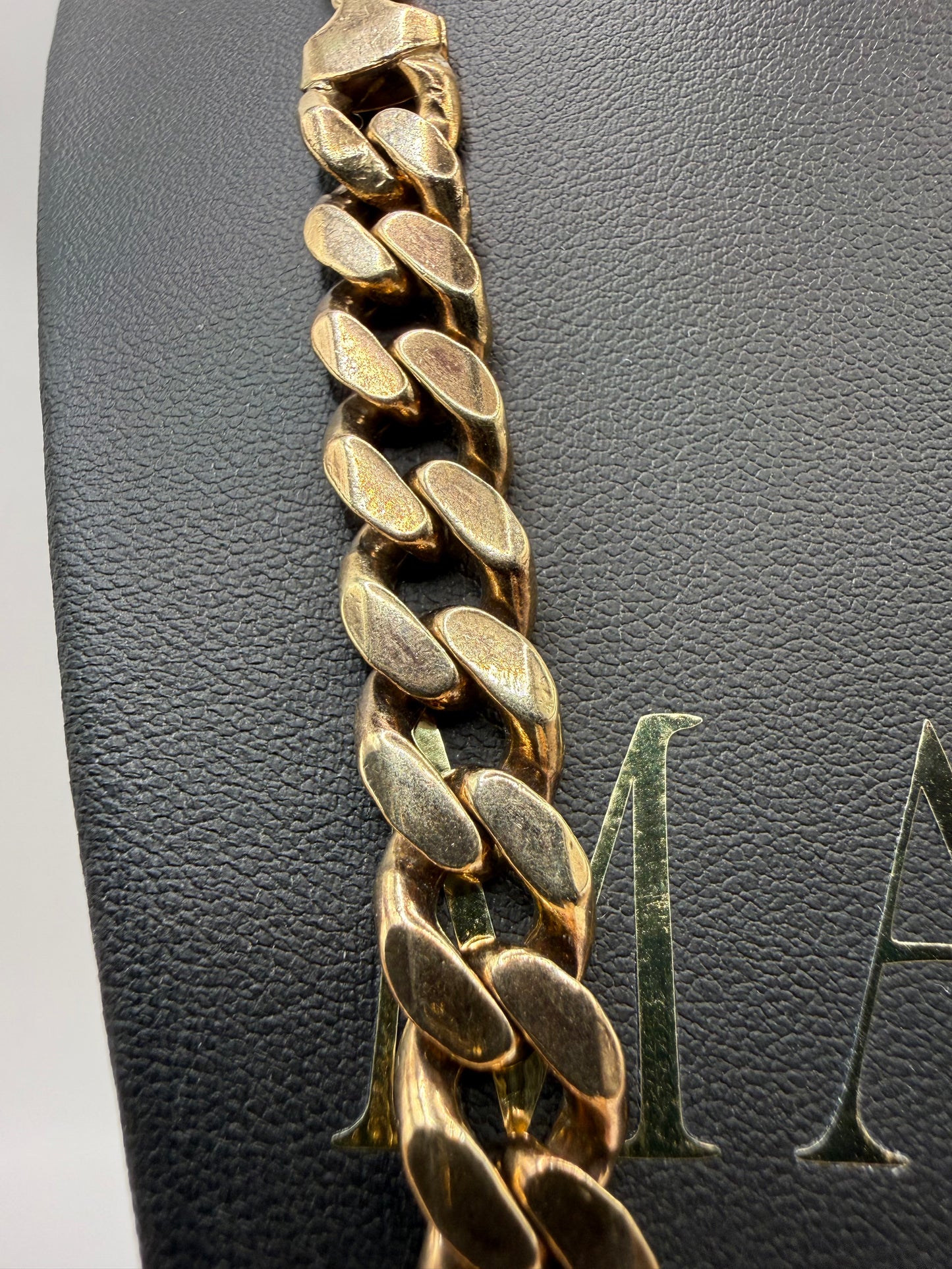 9ct Gold Curb Chain 26" 10mm 135.6g