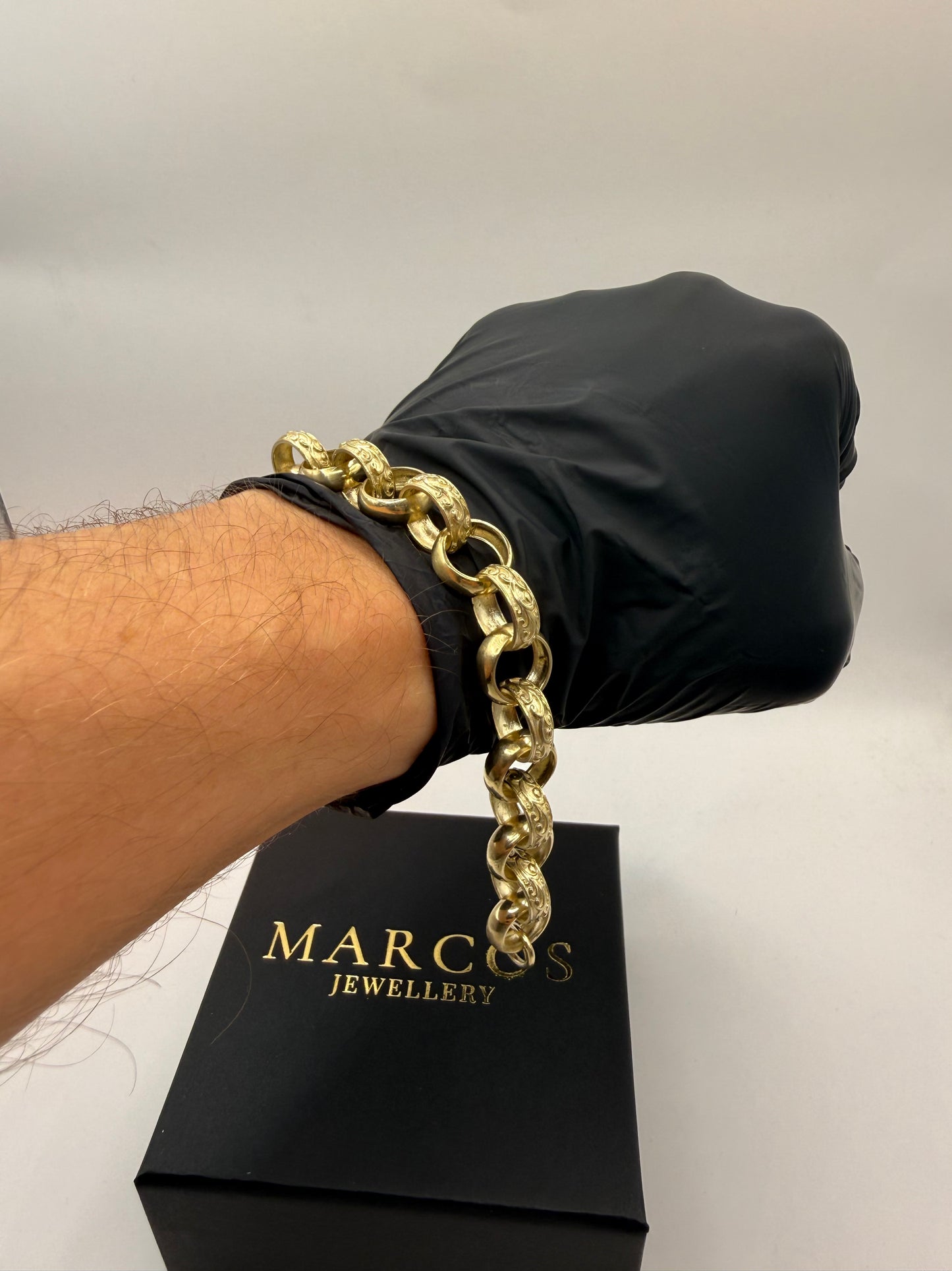 9ct Gold Belcher Bracelet 9" 14mm 26.5g