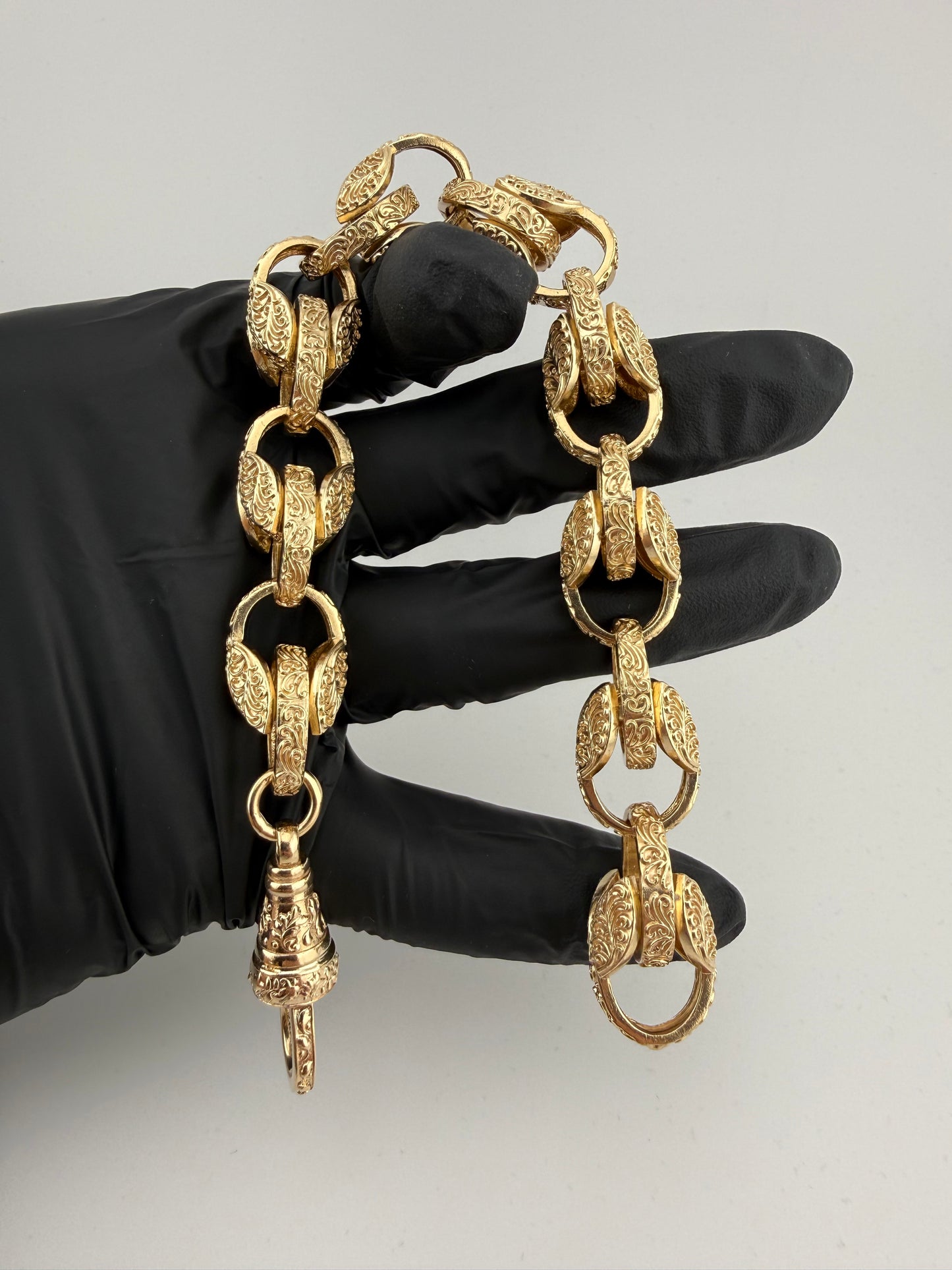 9ct Gold Tulip Bracelet 10.25” 16mm 86.78g