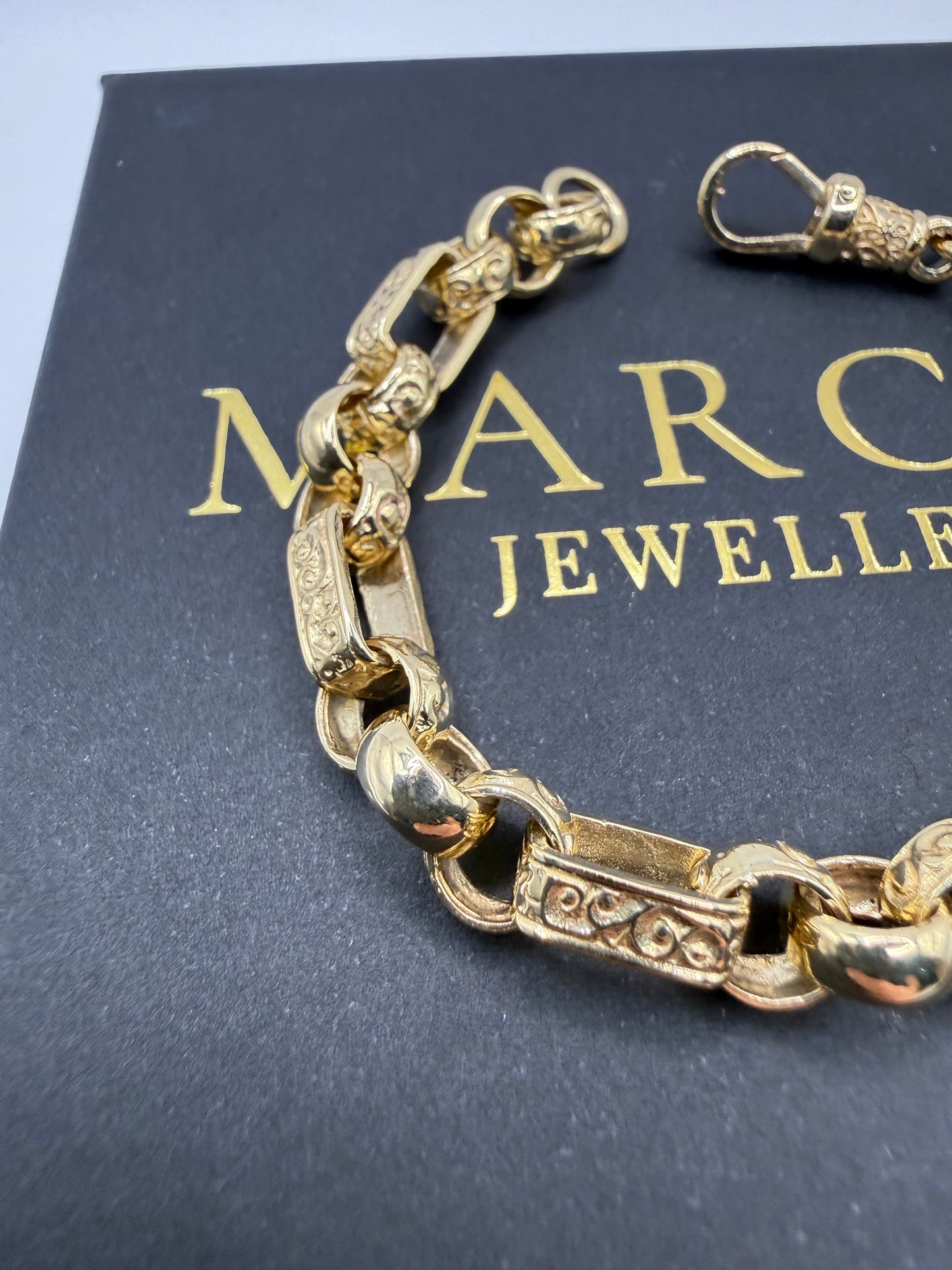 9ct Gold Gypsy Bracelet 7" 7.5mm 17.4g