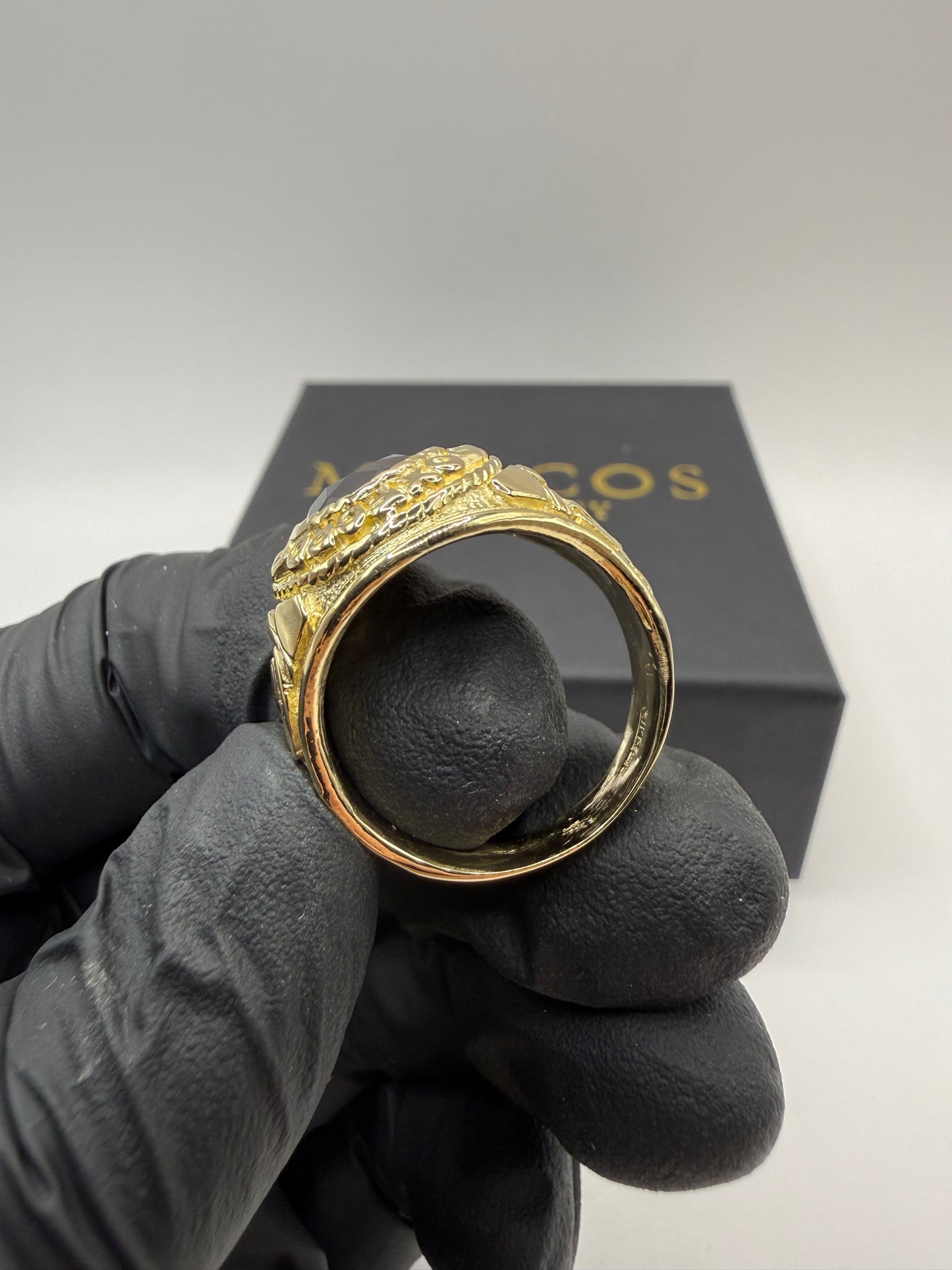 9ct Gold Red College Ring Size X 12.6g