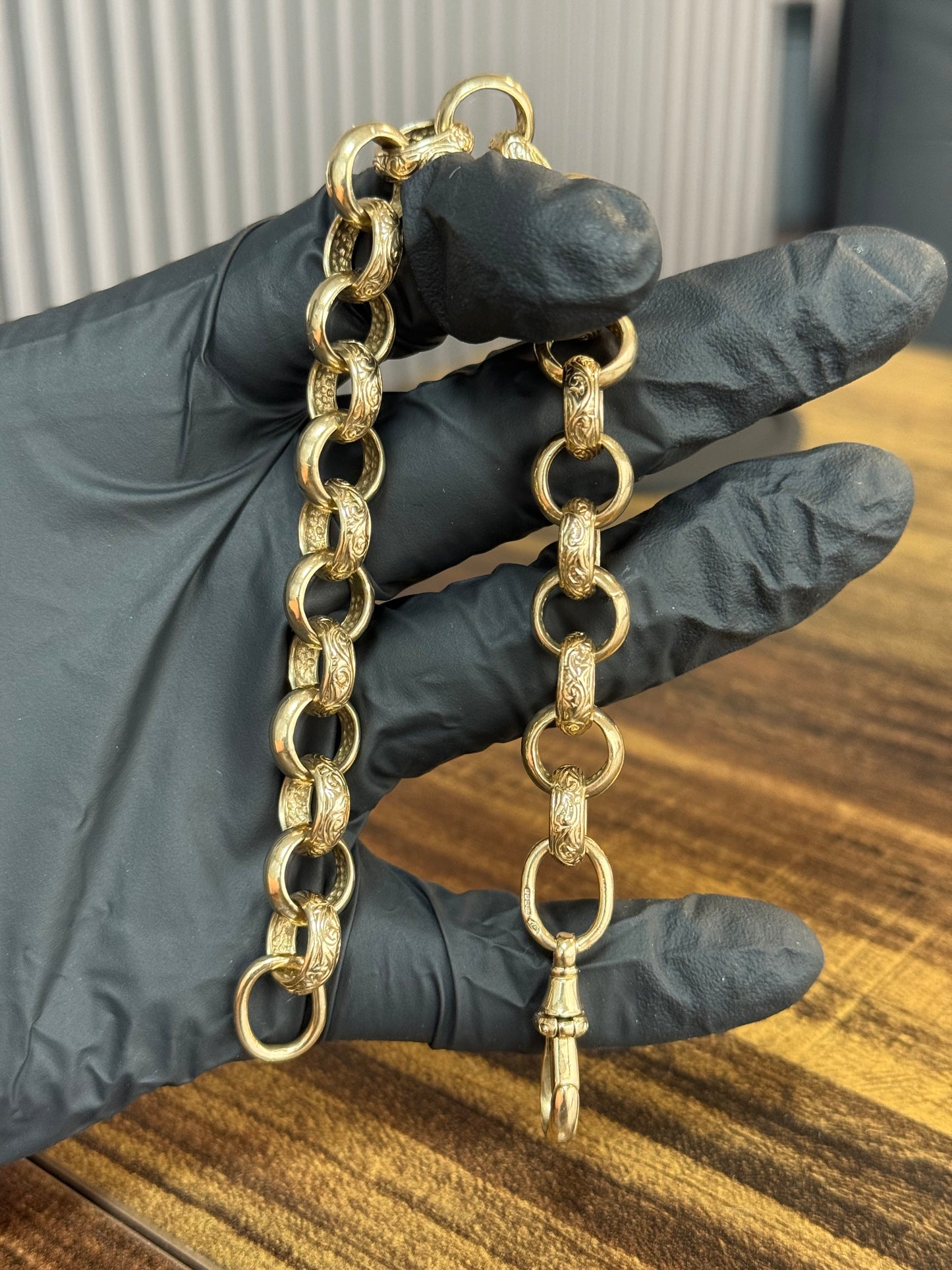 9ct Gold Belcher Bracelet 9.4" 11.5mm 44.1g