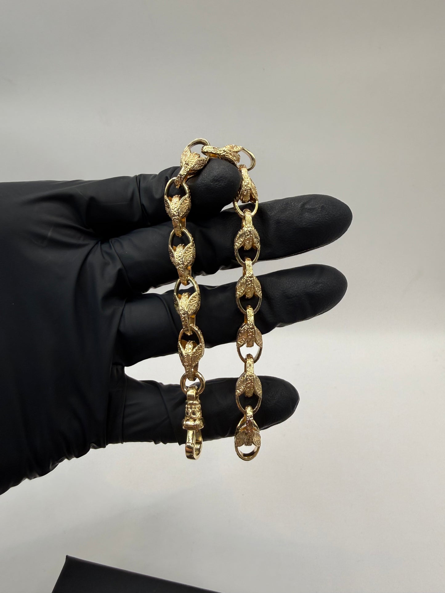 9ct Gold Tulip Bracelet 8" 8mm 25.88g