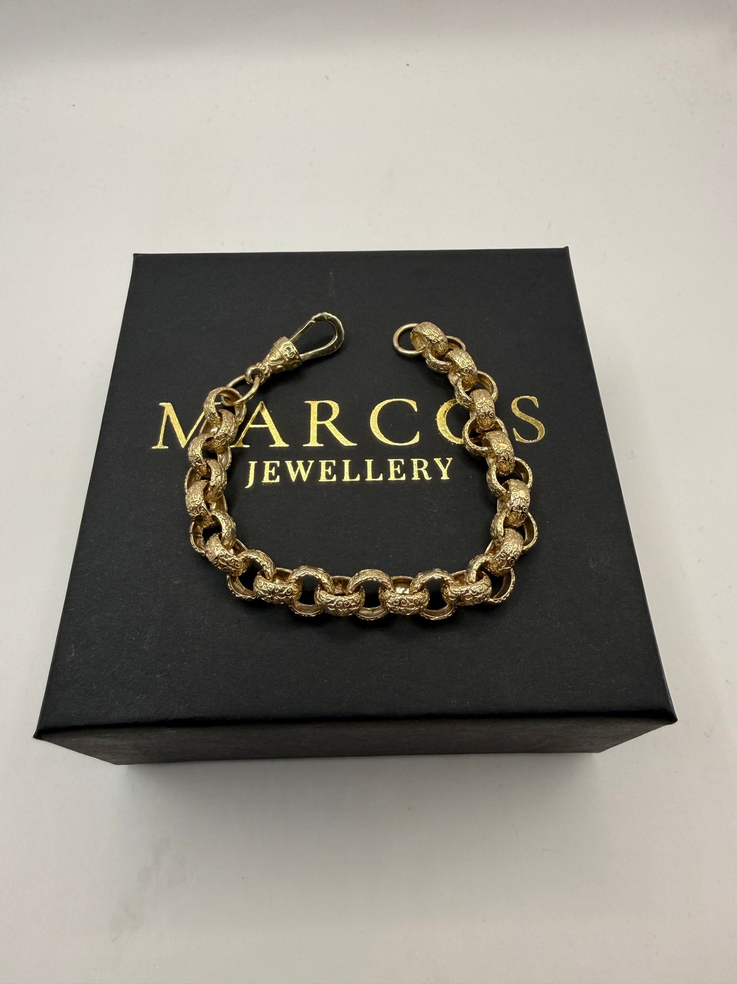 9ct Gold Belcher Bracelet 7" 8.5mm 18.7g