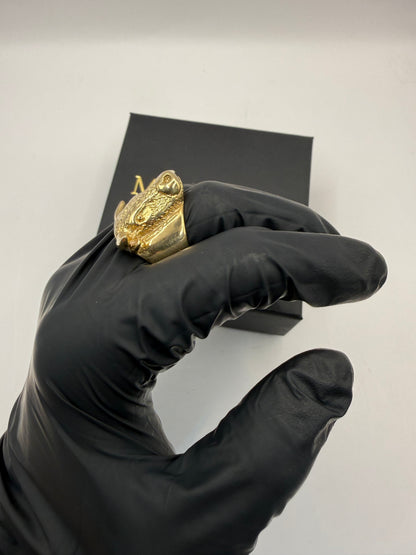 9ct Gold Bull Ring Size U-V 25.88g