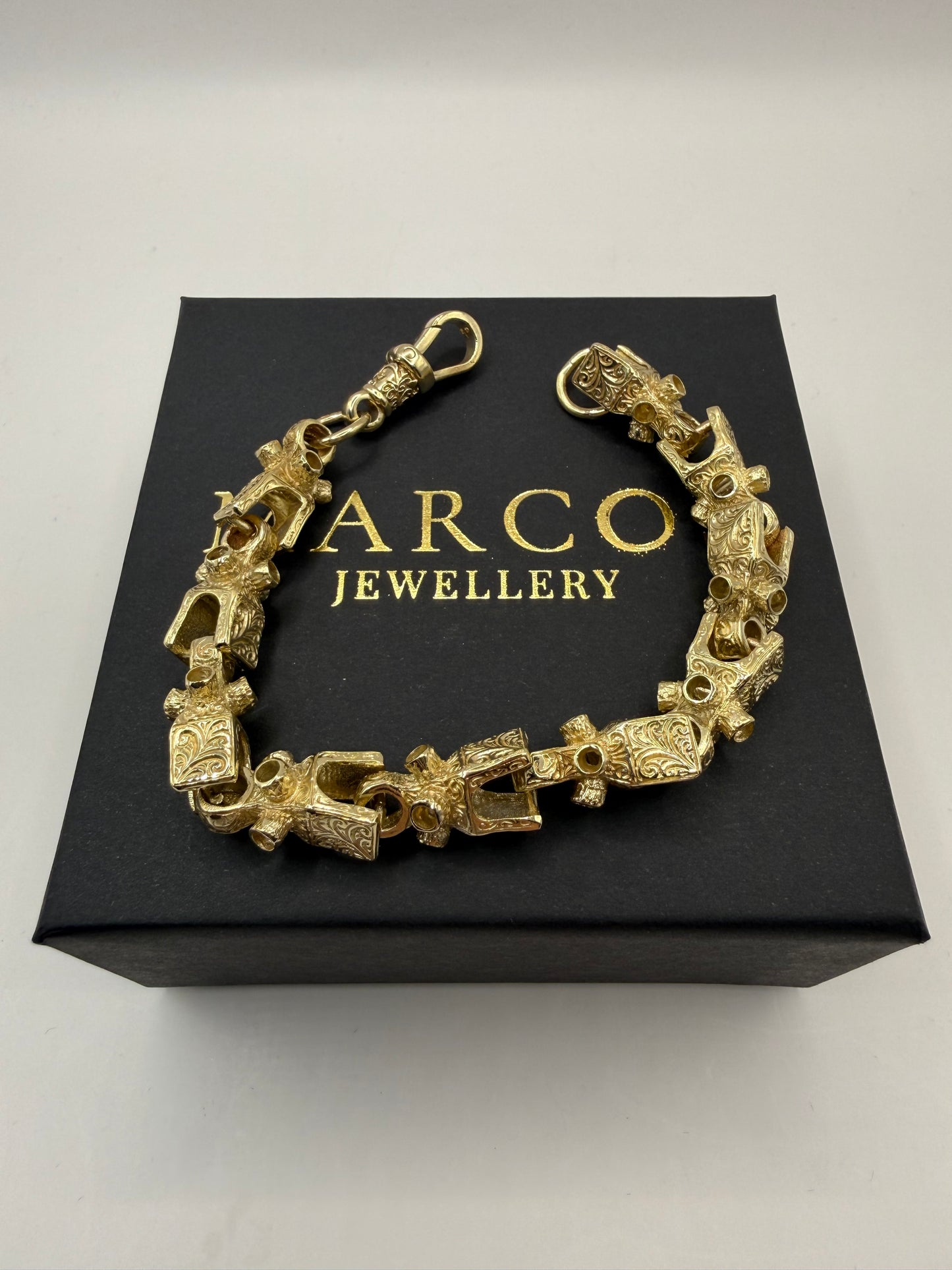 9ct Gold Lego Bracelet 8.8" 12mm 44.14g