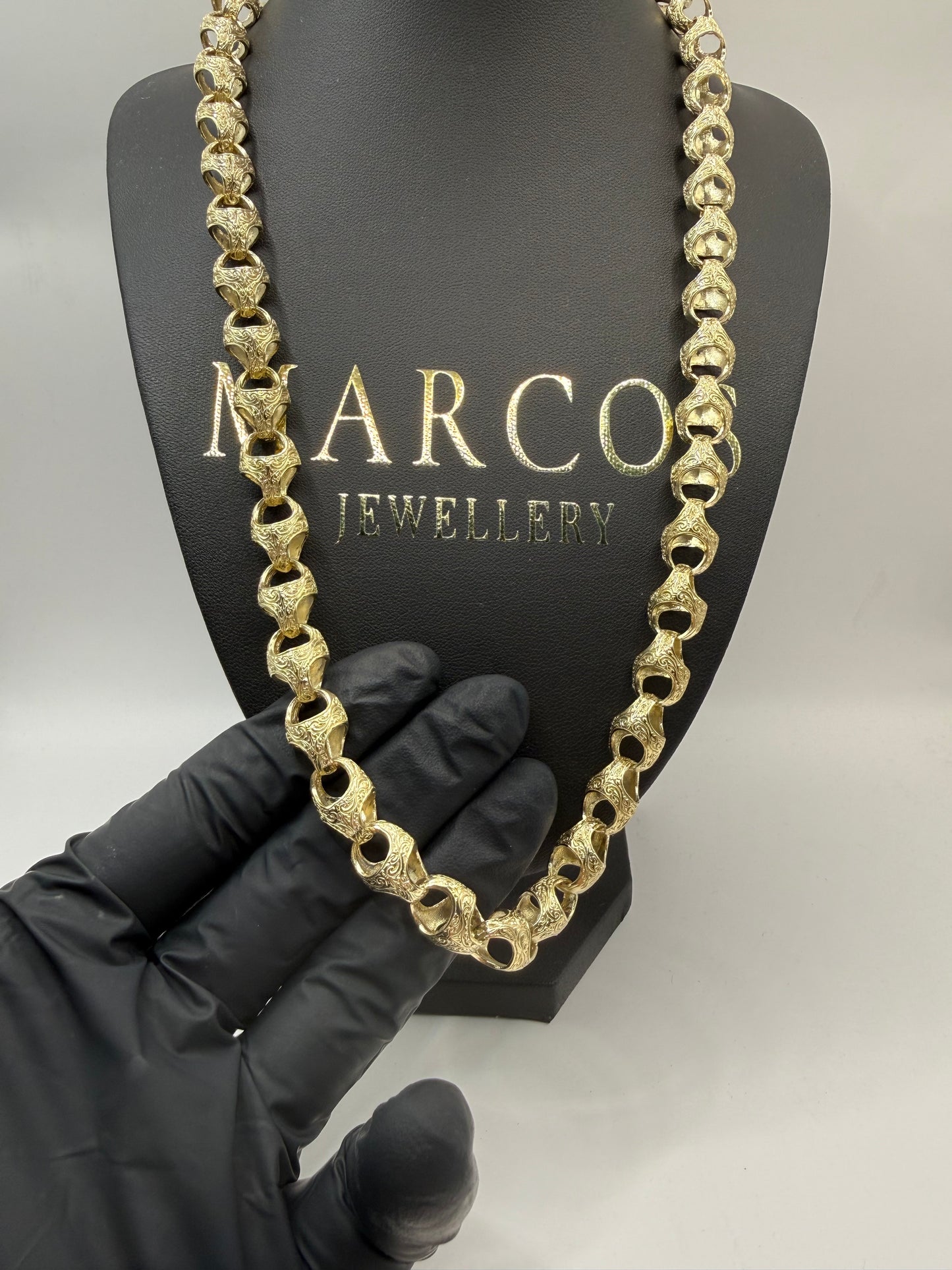 9ct Gold Acorn Chain 24.25" 10mm 76.6g