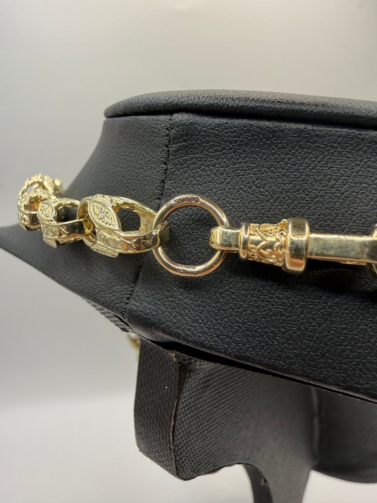 9ct Gold Tulip Chain 24" 8/9mm 56.71g