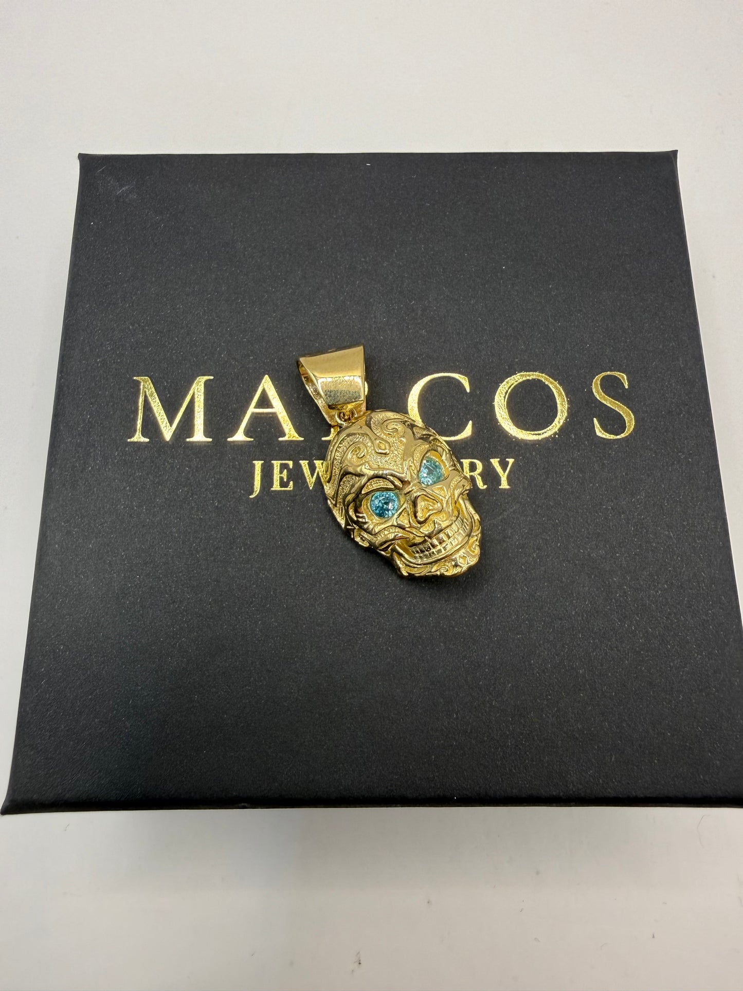 9ct Gold Skull Pendant 1.5" 19mm 6mm bale 7.4g