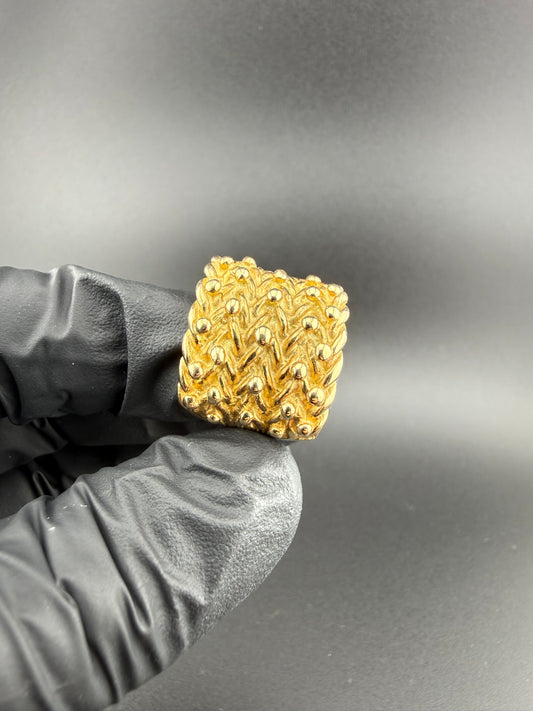 9ct Gold Keeper Ring Size S-T 9.66g