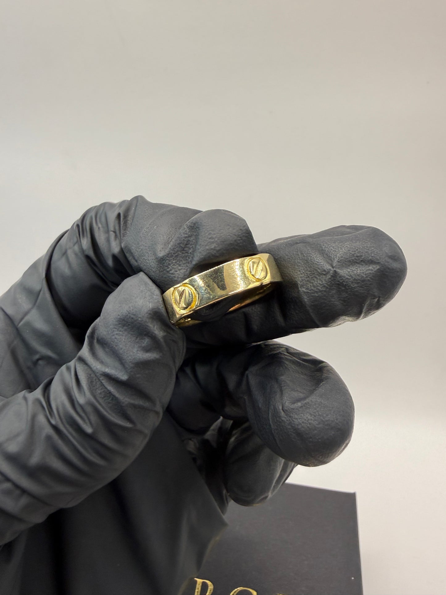 9ct Gold Designer Style Ring