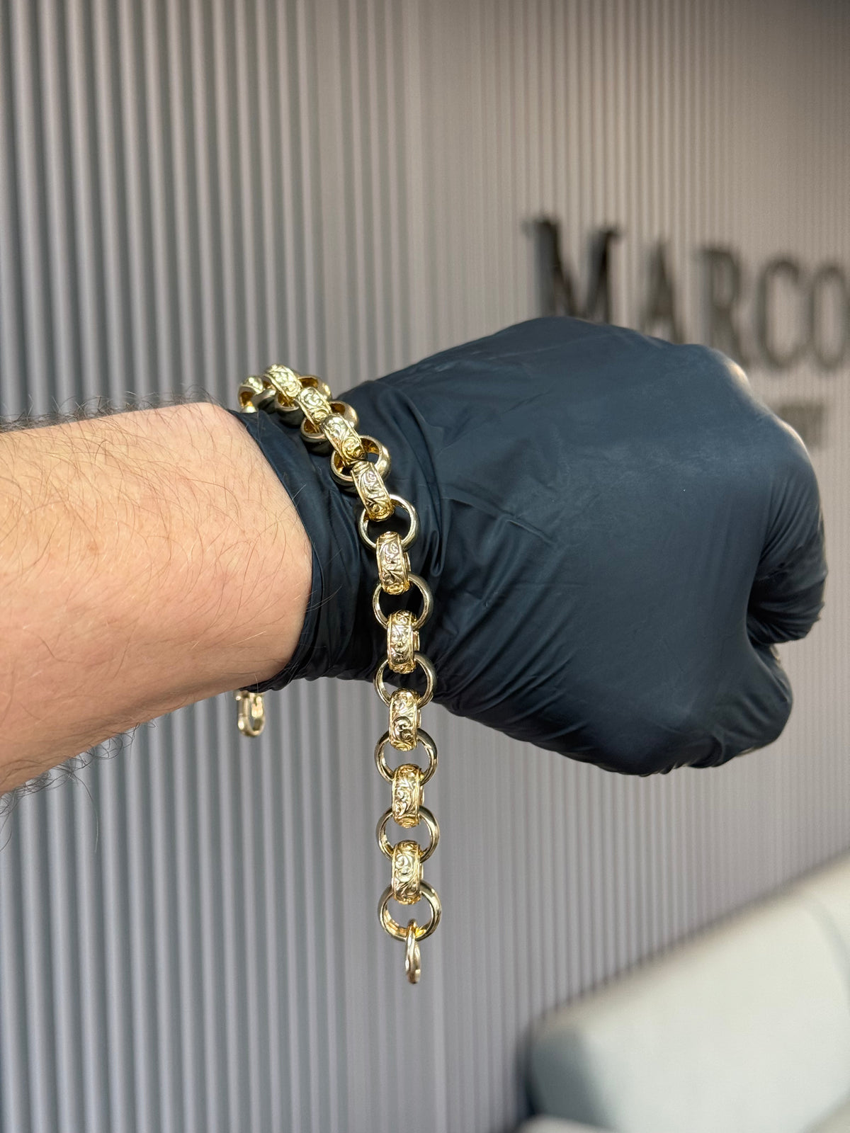 9ct Gold Belcher Bracelet 9.25" 12mm 43.2g