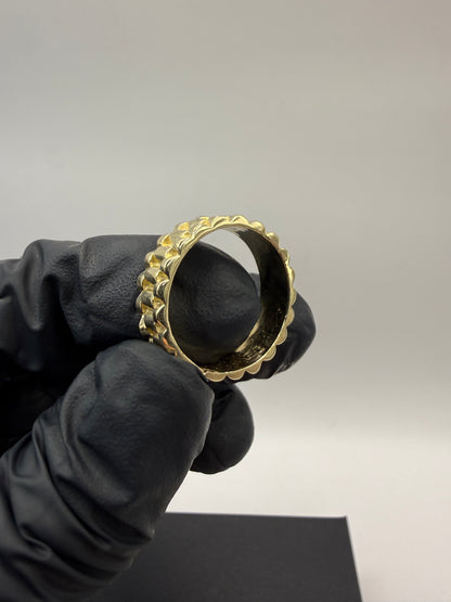 9ct Gold Designer Style Ring Size V 6.66g