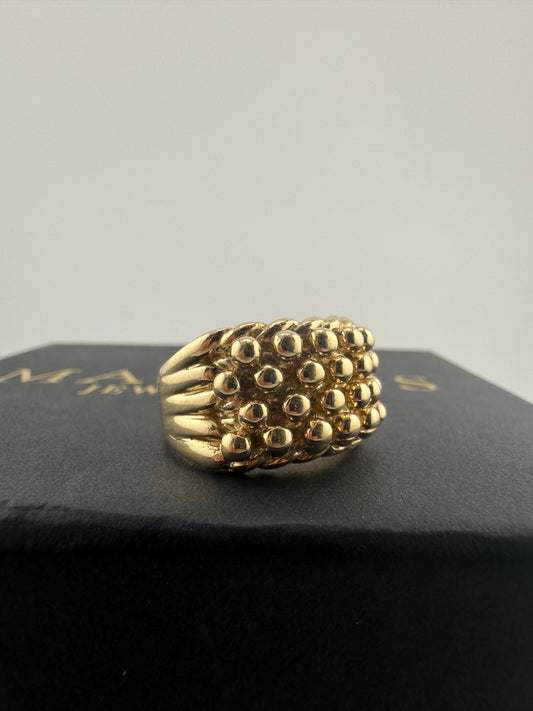 9ct Gold Keeper Ring Size T 14.1g