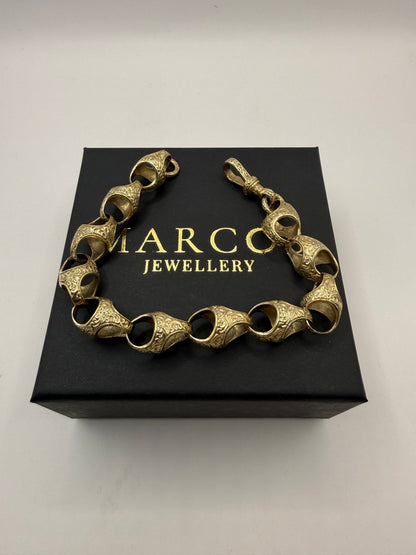 9ct Gold Acorn Bracelet 9.25" 12.5mm 33.67g