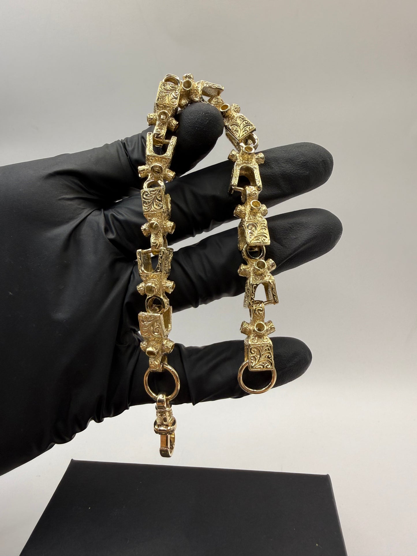 9ct Gold Lego Bracelet 9.5" 12mm 46g