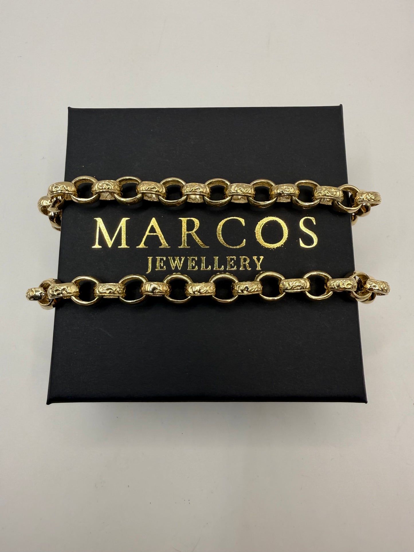 9ct Gold Belcher Bracelet 8.5" 10-11mm 24.3g