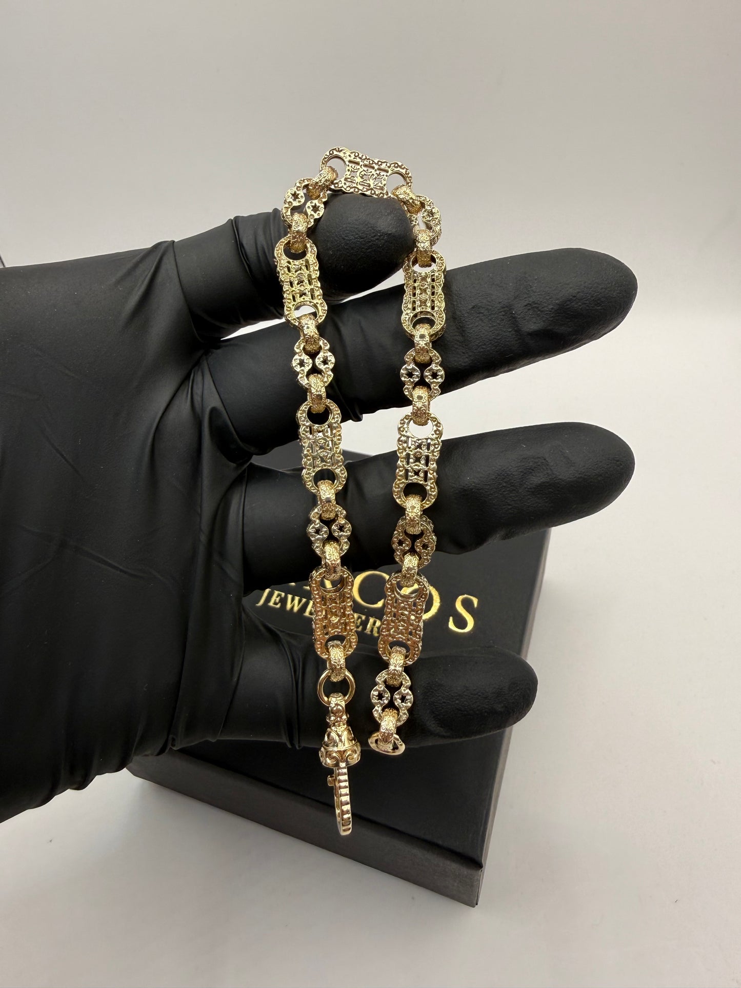 9ct Gold Stars & Bars Bracelet 9" 7mm 23.38g