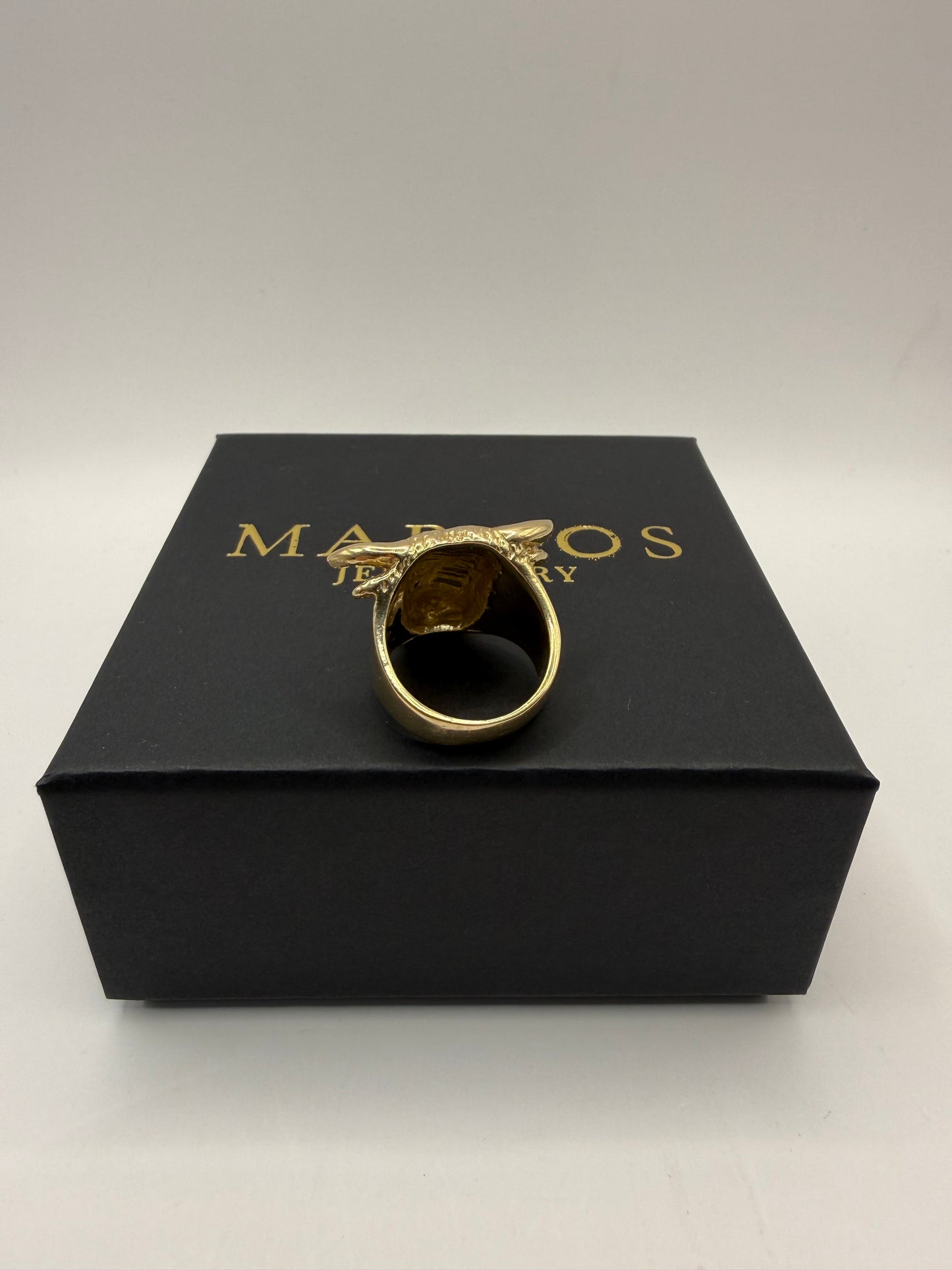 9ct Gold Bull Ring Size U-V 25.88g